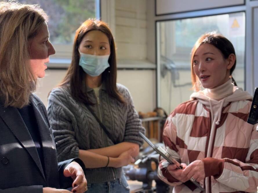 1FF1004D-DE45-4D09-8DAE-D5E93CEDA36E