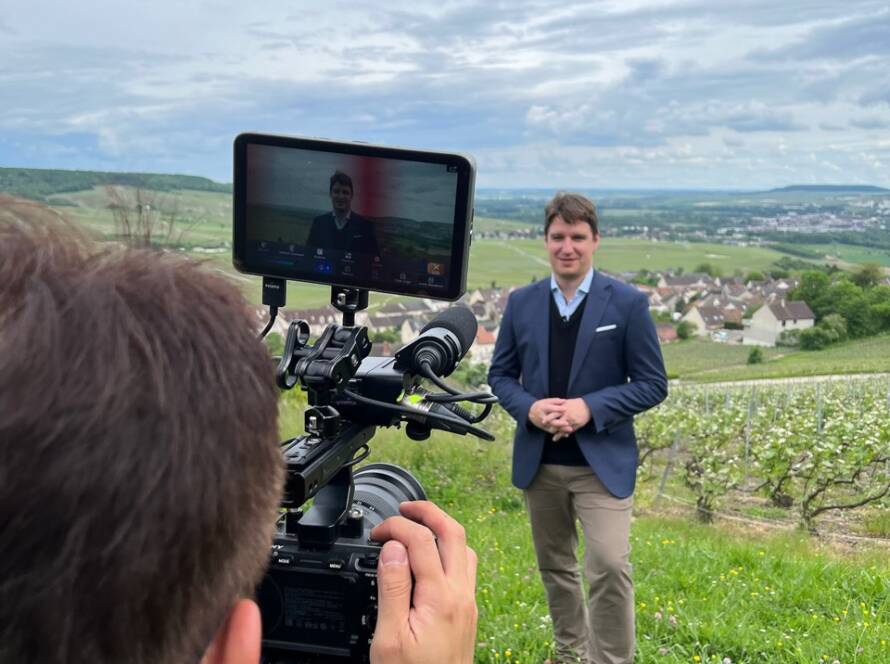 4DB59270-EB71-4C87-9EEA-E36E241FDDF8